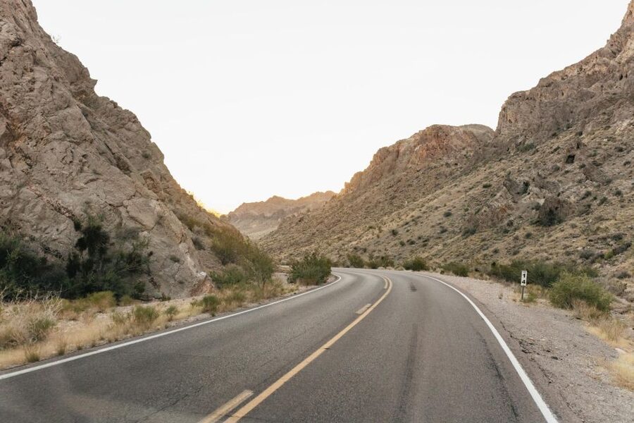 Las Vegas: Valley of Fire Guided Hike with Drinks and Snacks - What the actual hike feels like