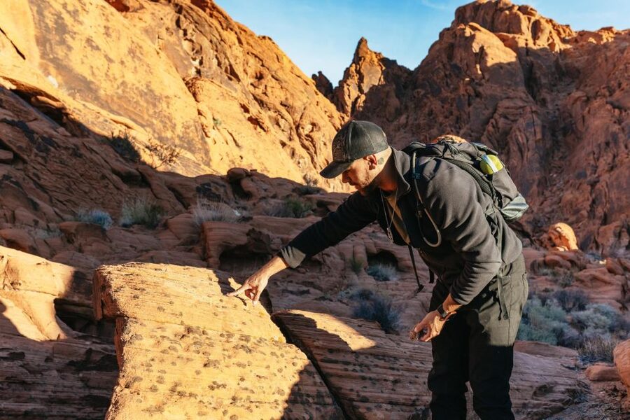 Las Vegas: Valley of Fire Guided Hike with Drinks and Snacks - Is $129 a fair price?