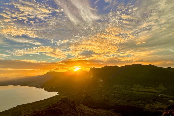 Le Morne Brabant Sunrise Hike - Plants, birds, and the story behind the rock