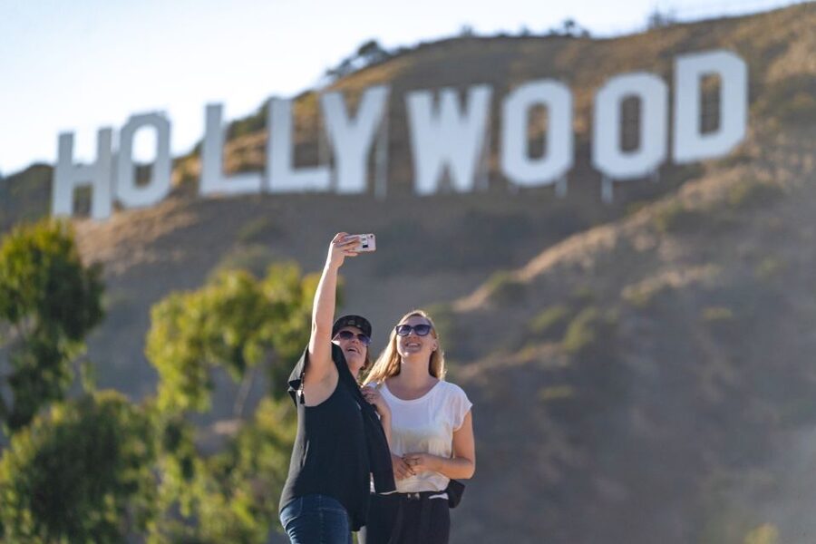 Los Angeles: Hollywood Sign Adventure Hike and Tour - The downhill return is easier, but not effortless