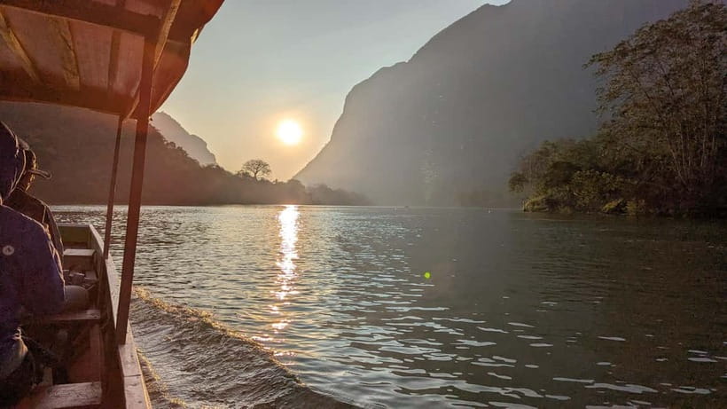 Luang Prabang to Nong Khiaw: River Cruise, Hike & Waterfall - A short village visit at Sop Keng