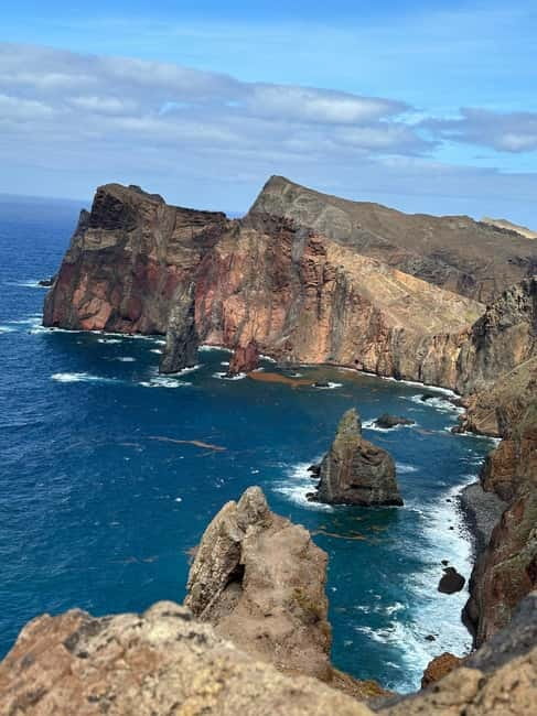 Madeira: Hike Transfer to Ponta de São Lourenço (PR8) - The 9 a.m. pickup and ride to the trailhead