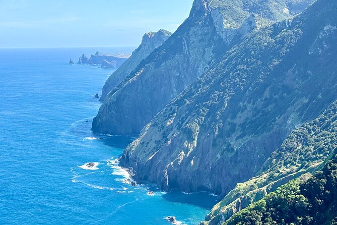 Madeira Stairway to Heaven to Larano Hike Mountain to Sea - A picnic with local snacks, not just a quick sandwich