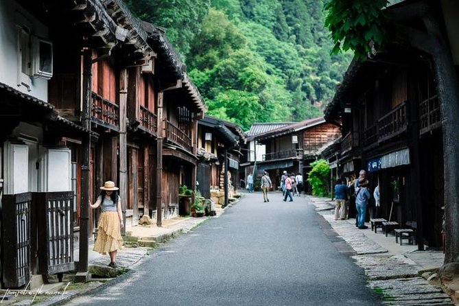 Magome & Tsumago Nakasendo Trail Day Hike with Government-Licensed Guide - Tsumago’s preserved Edo-era character