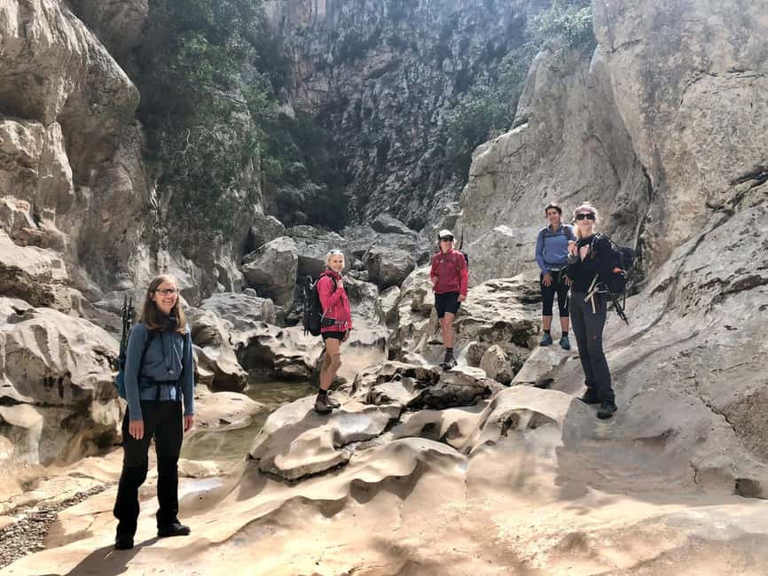 Mallorca: Guided Torrent de Pareís Hike (5 Hours) - Starting at Sa Calobra and Reaching Escorca