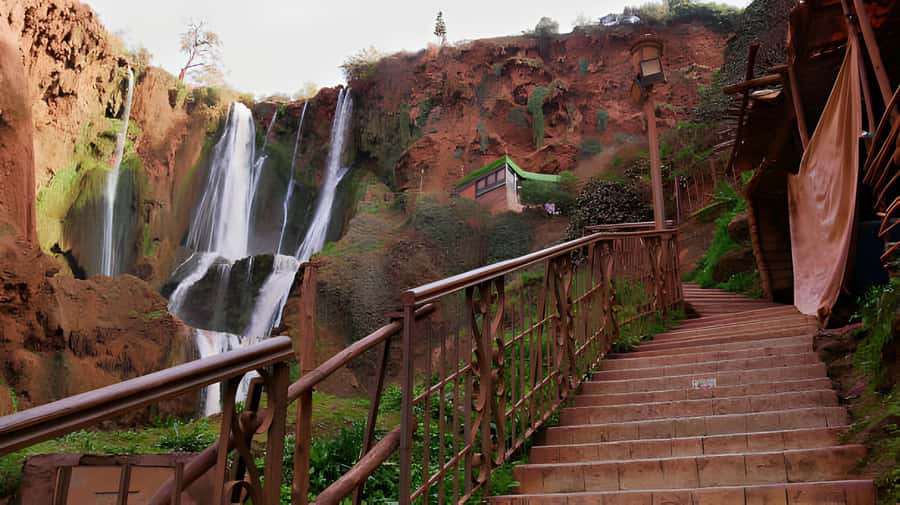 Marrakesh: Ouzoud Waterfalls Trip with Hike & Boat Option - Lunch above the waterfall