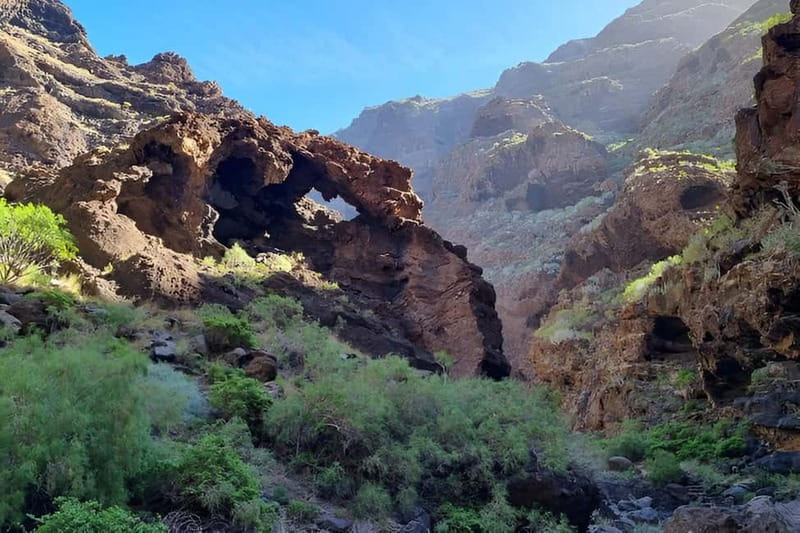 MASCA GORGE Trail: Guided Hike - The bus to Masca and the safety check