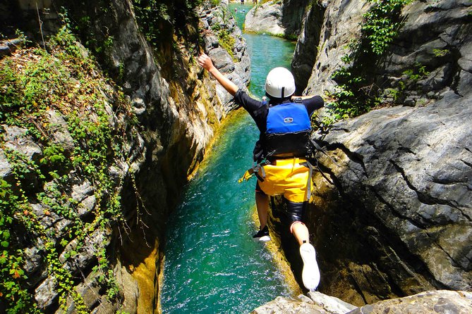 Matacanes : Canyoning + Hiking + Water Jumps + Rappel + Caves - Matacanes Is Monterrey’s Serious One-Day Adventure