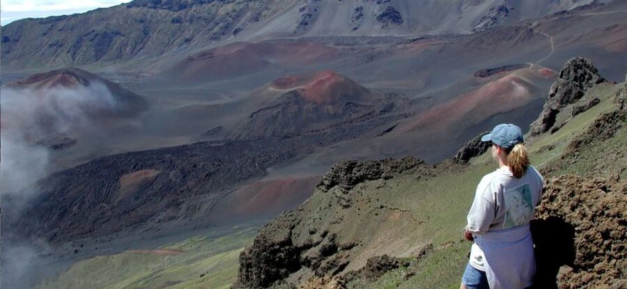 Maui: Guided Hike of Haleakala Crater with Lunch - The 8,000-foot lava trail