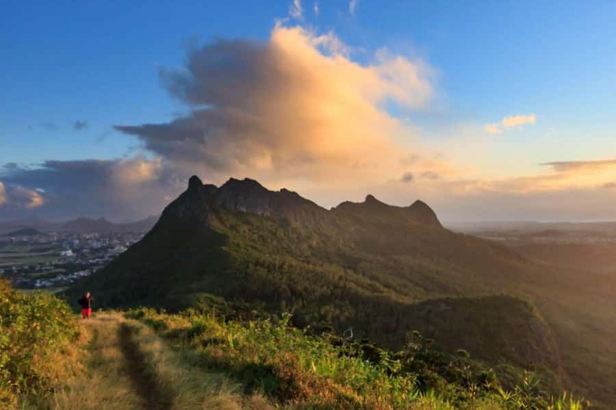 Mauritius: Le Pouce Guided Hiking Experience with a local - Who will enjoy this hike most?