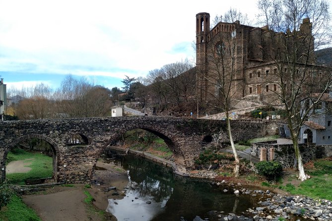 Medieval Villages & La Garrotxa Volcanic Zone Hiking. Small Group Tour - Why La Garrotxa makes such a good day trip from Barcelona