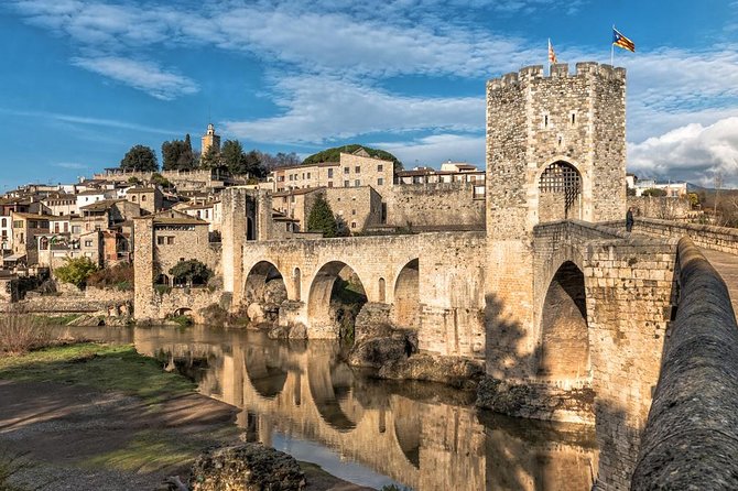 Medieval Villages & La Garrotxa Volcanic Zone Hiking. Small Group Tour - Walking through the Fageda d’en Jordà