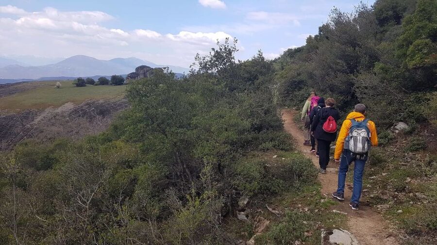 Meteora: Easy Hiking Adventure - Key points to know before booking