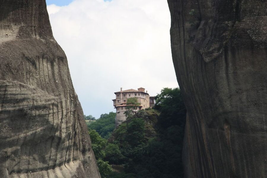 Meteora: Easy Hiking Adventure - Pickup in Kalambaka, then a short ride to Kastraki