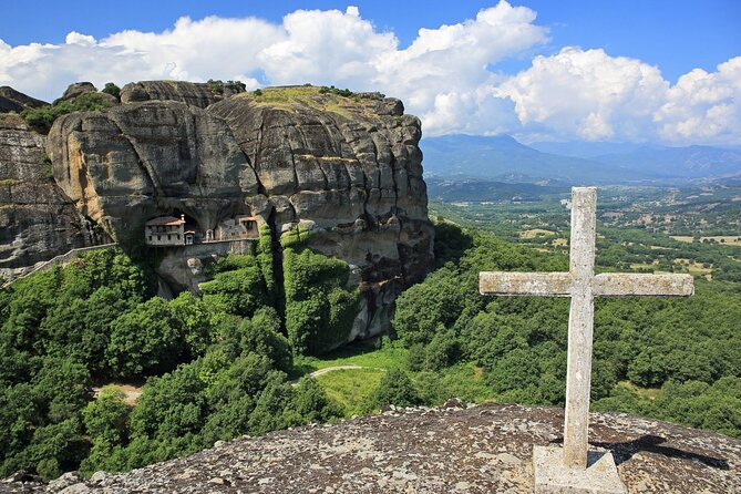 Meteora: Hiking Tour with Local Guide and Monastery Visit - Why this hike shows you more than the road tour
