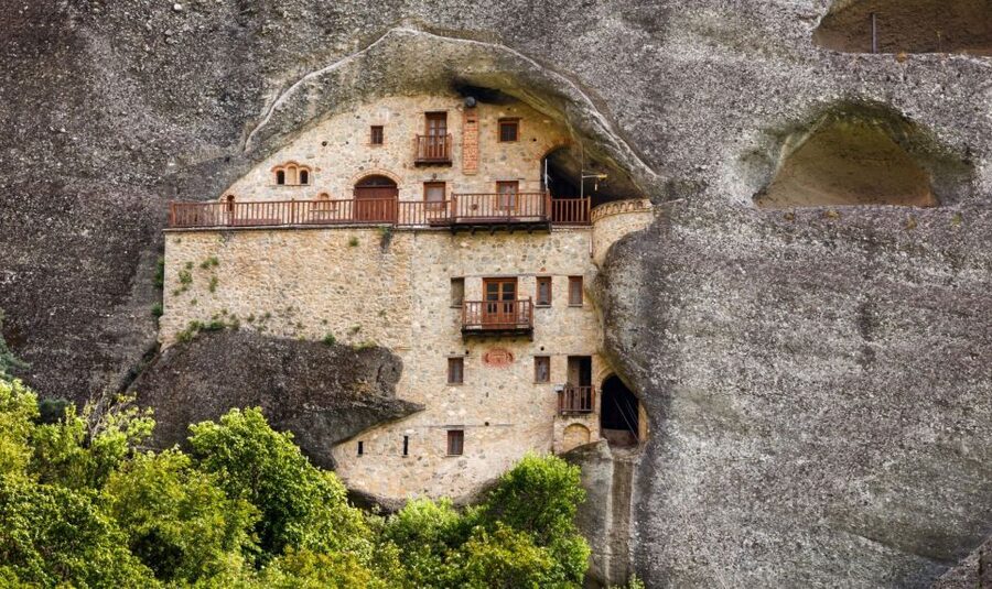 Meteora: Sunset Hike to Secret Caves - Key points to know before booking