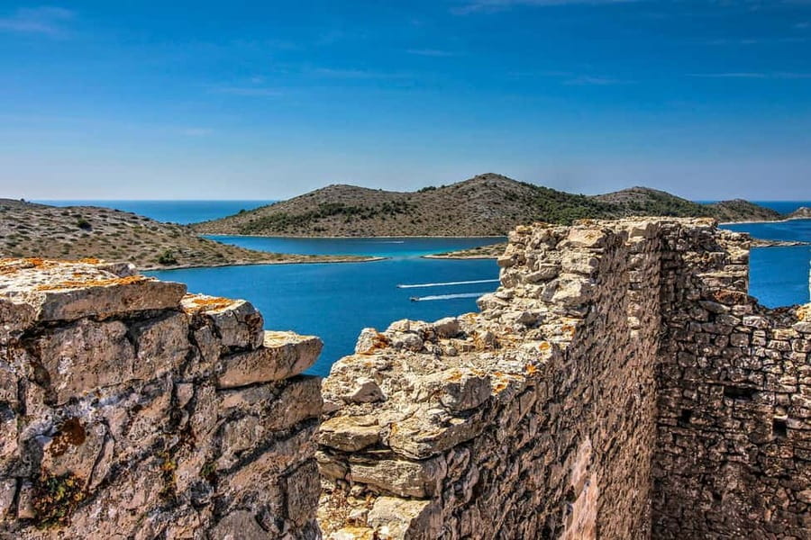 Mikado Kornati Excursion with snorkeling and hiking stops - Starting at Foša port with breakfast