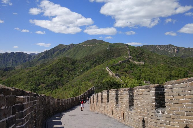 Mini Group: Half-Day Great Wall at Mutianyu Hiking Tour - The 10:30 pickup and drive to the wall