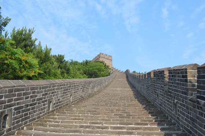 Mini Group: Half-Day Great Wall at Mutianyu Hiking Tour - Weather, fitness, and the right kind of visitor