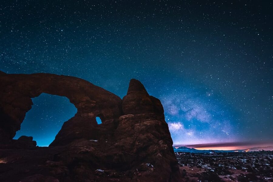 Moab: The Windows Astro-Photography and Stargazing Hike - The two-hour route from The Windows to Double Arch