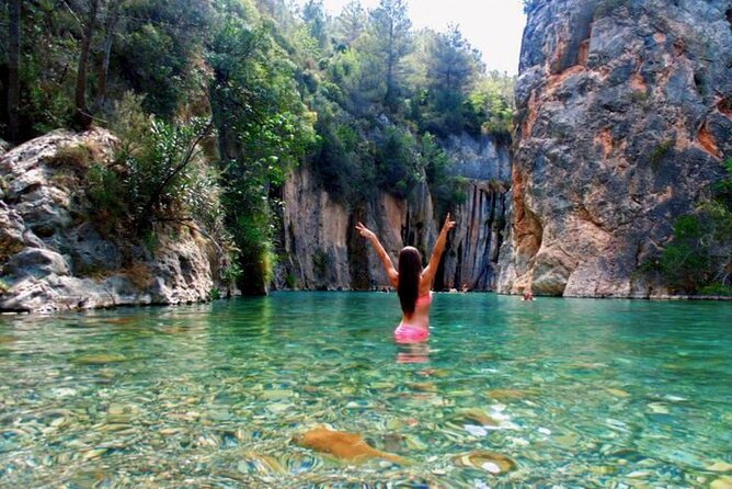 Montanejos Hiking Tour & Thermal Pools from Valencia - Who should book this Montanejos outing?