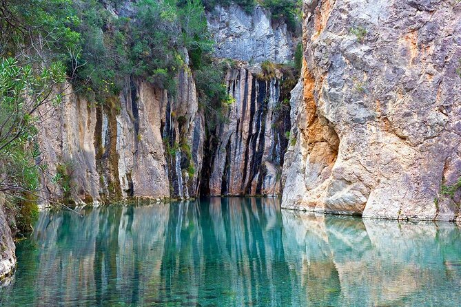 Montanejos Hiking Tour & Thermal Pools from Valencia - The pace, group size, and guide experience