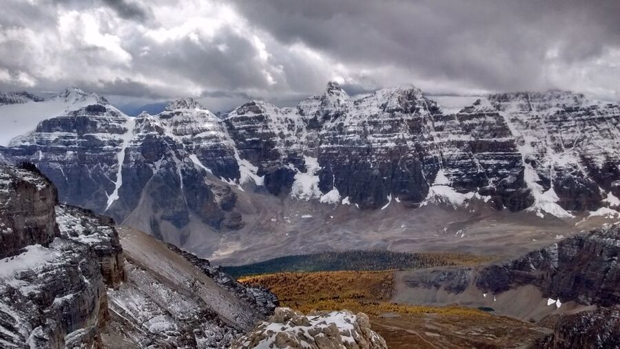 Moraine Lake & Larch Valley Hike - What the small group feels like