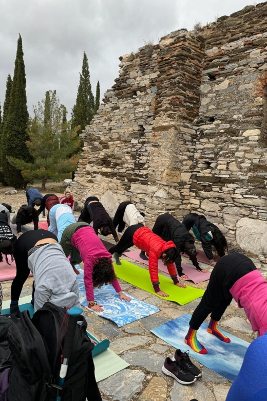 Morning Yoga & Hike in Santorini, Stillness & Local Vibes - Key points at a glance