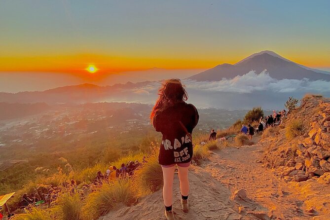 Mount Batur Sunrise Hike, Breakfast & Hot Spring - The pre-dawn transfer from Ubud