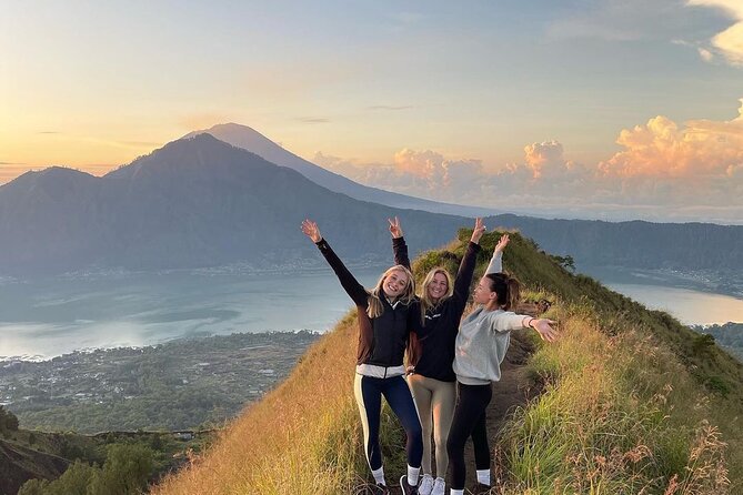 Mount Batur Sunrise Trekking - Eggs cooked in volcanic steam