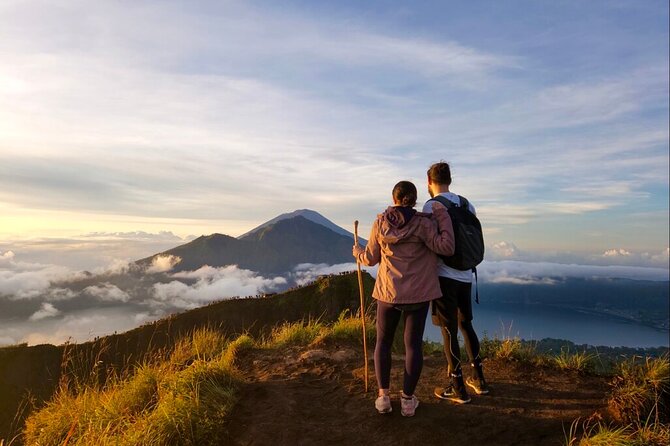 Mount Batur Sunrise Trekking Private All Inclusive - Sunrise above Lake Batur
