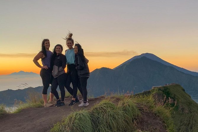 Mount Batur Sunrise Trekking Private Tour with Breakfast and Hotel Transfer - Breakfast above the crater
