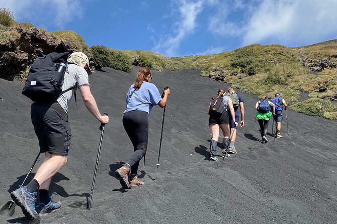 Mount Etna Adventurous Hiking Tour with Equipment - The guides make the difference