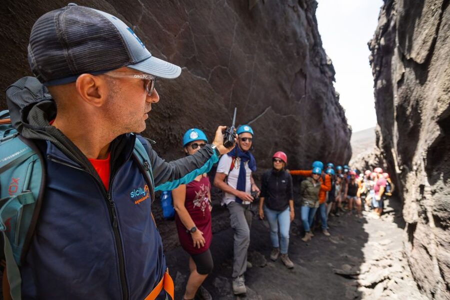 Mount Etna: Summit Guided Hiking Tour up to 3,400 m - Why Mount Etna feels different from an ordinary mountain hike