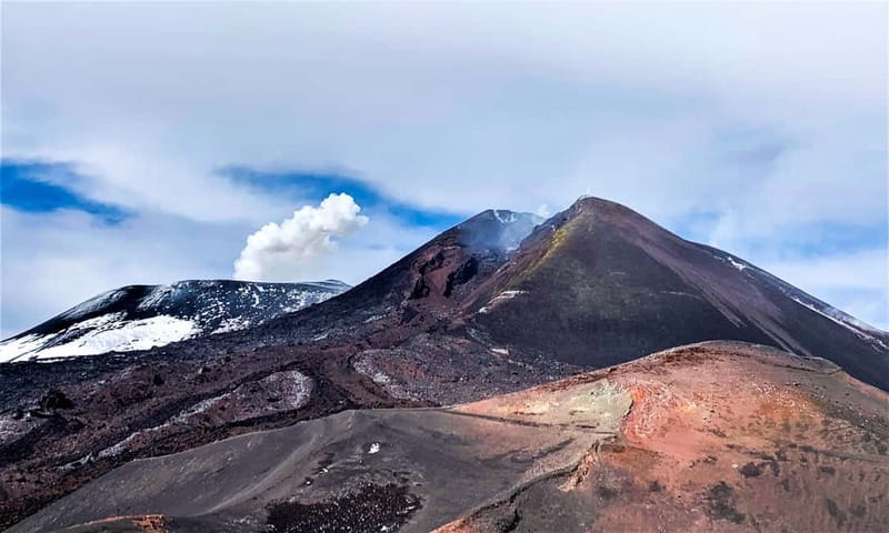 Mount Etna: Trek to 3000m with cable car and 4x4 - Barbagallo Crater and the black sand