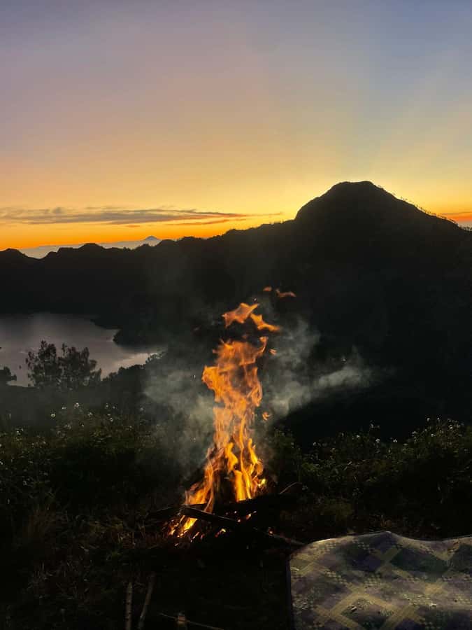 Mount Rinjani: 2D-1N Trekking Summit Sunrise Point Join Tour - Key points to know before booking