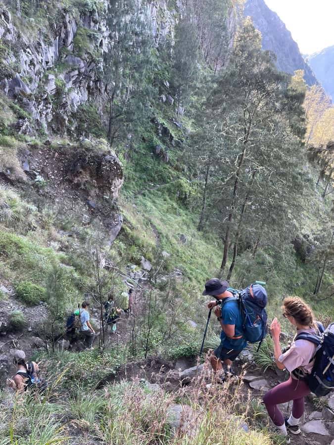Mount Rinjani: 2D-1N Trekking Summit Sunrise Point Join Tour - Who should choose this summit trek?