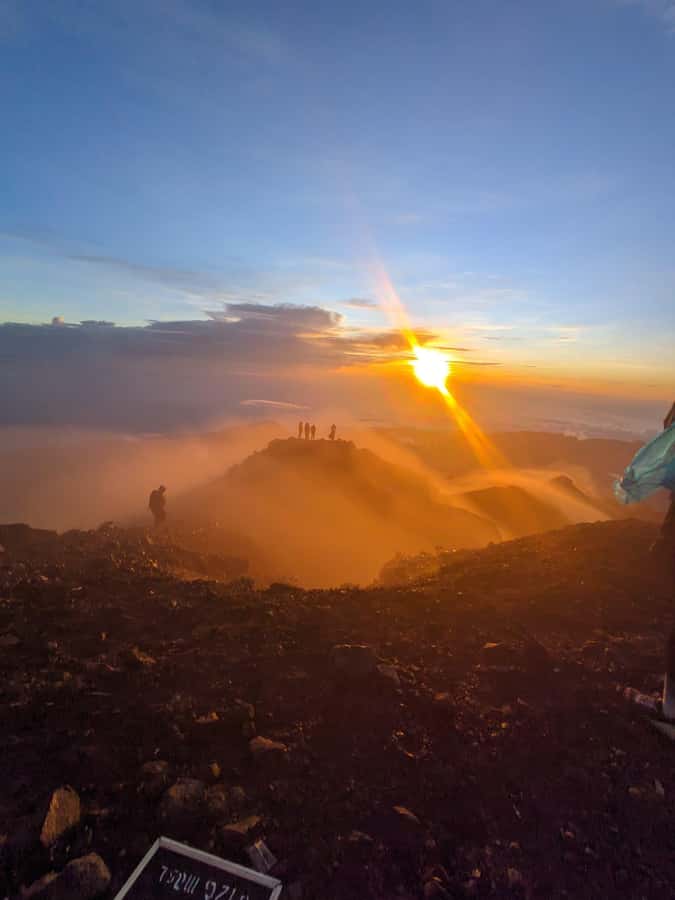 Mount Rinjani: 2D/1N Trekking To Sembalun Or Senaru Views - Food, porters, and camp support