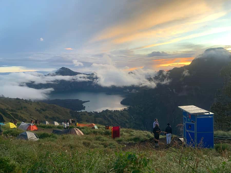 Mount Rinjani Trekking 2D/1N Summit Sunrise & Sunset Views - What the $200 package really covers