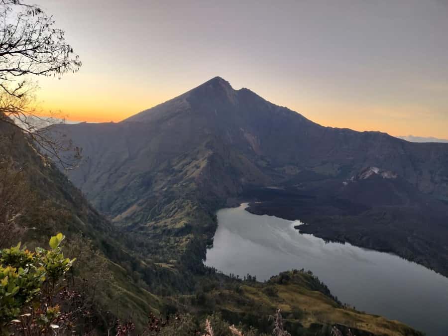 Mount Rinjani Trekking 2D/1N Summit Sunrise & Sunset Views - Booking details worth checking before you go