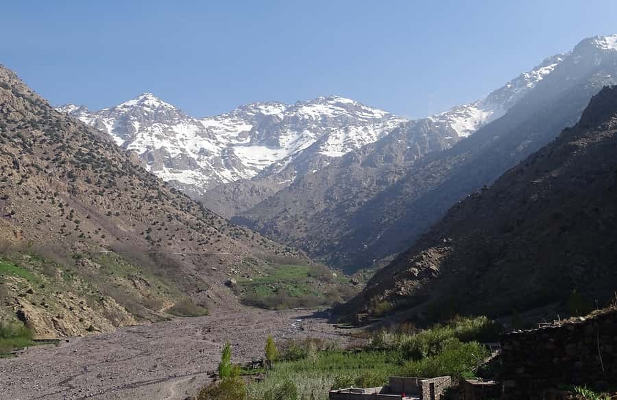 Mount Toubkal Trek 2 Days & 1 Night - Day 1: The climb to the Toubkal Refuge at 3,200 meters