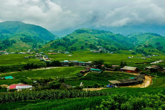 Mountain views & Rice Terraced Fields Hiking – 2D 1N - Ta Van and the meeting of Giay and Black Hmong communities