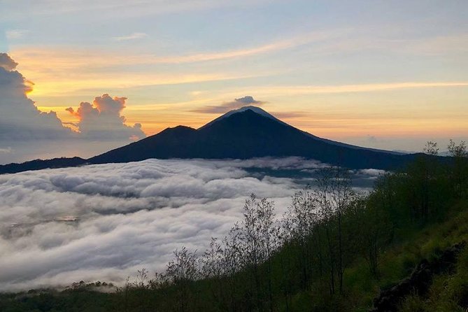 Mt Batur Sunrise Trekking Tour - Starting at the Mt Batur trekking point