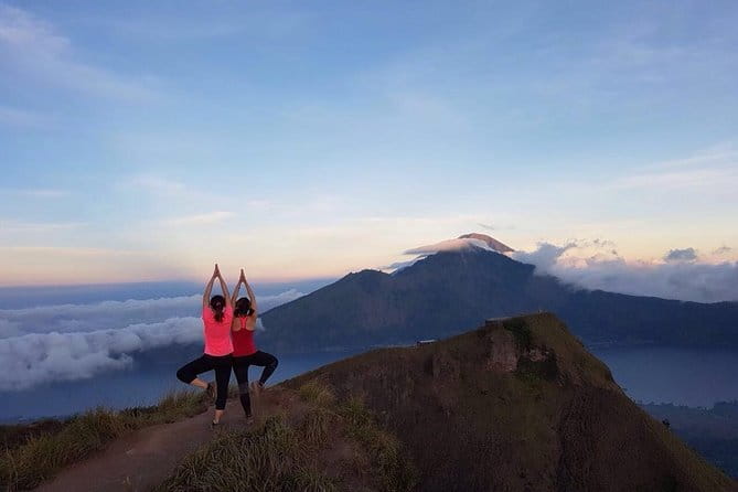 Munduk: Twin Lake Jungle Hike, Ulun Danu Temple, & Waterfall - Pura Dalem Tamblingan and the lake crossing