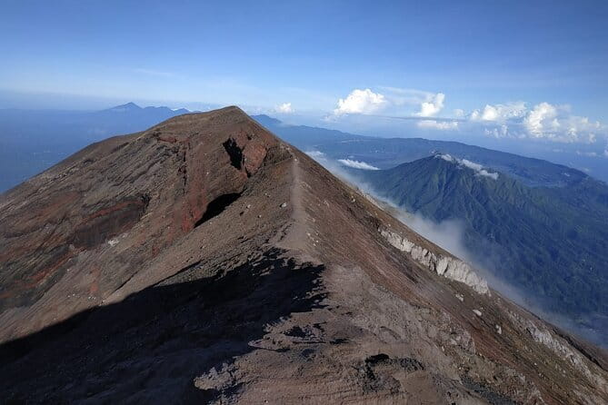 Munduk: Twin Lake Jungle Hike, Ulun Danu Temple, & Waterfall - Banyumala Waterfall: a cool finish