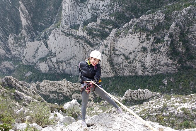 Nido de los Aguiluchos, Monterrey: Hiking + Rock Climbing + 3 Rappels - The ridge climb delivers Monterrey’s big views