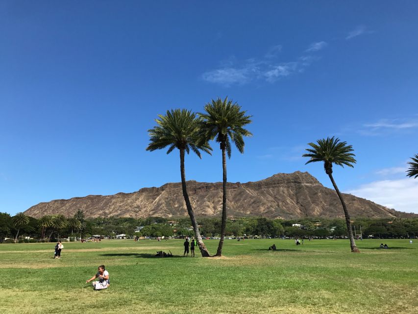Oahu: Diamond Head Sunrise Hike with Acai Bowl and Malasada - Who will enjoy this morning most