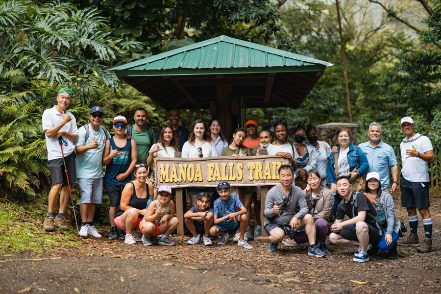 Oahu: Manoa Falls Waterfall Hike with Lunch and Transfers - Lunch above Honolulu at Tantalus Lookout