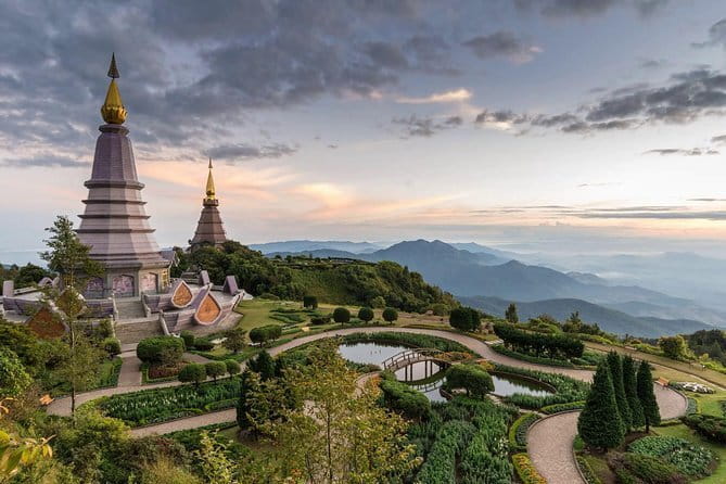 One day Doi Inthanon National Park & Trekking on Kew Mae Pan - Lunch, water, and the value of private transport