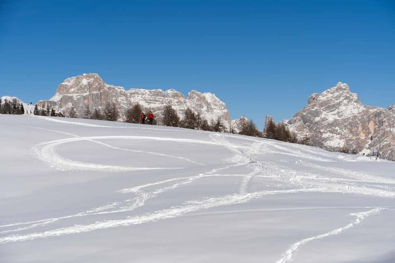 One day hike with snowshoes to discover Dolomites - Walking through the white Dolomite valleys
